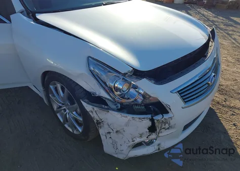 2010 Infiniti G37 Journey z USA, uszkodzony, nr VIN JN1CV6AP1AM404287